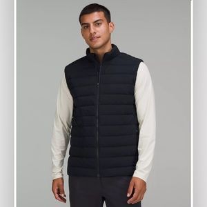 Lululemon Navigation Down Vest Mens XL Black Puffer Vest